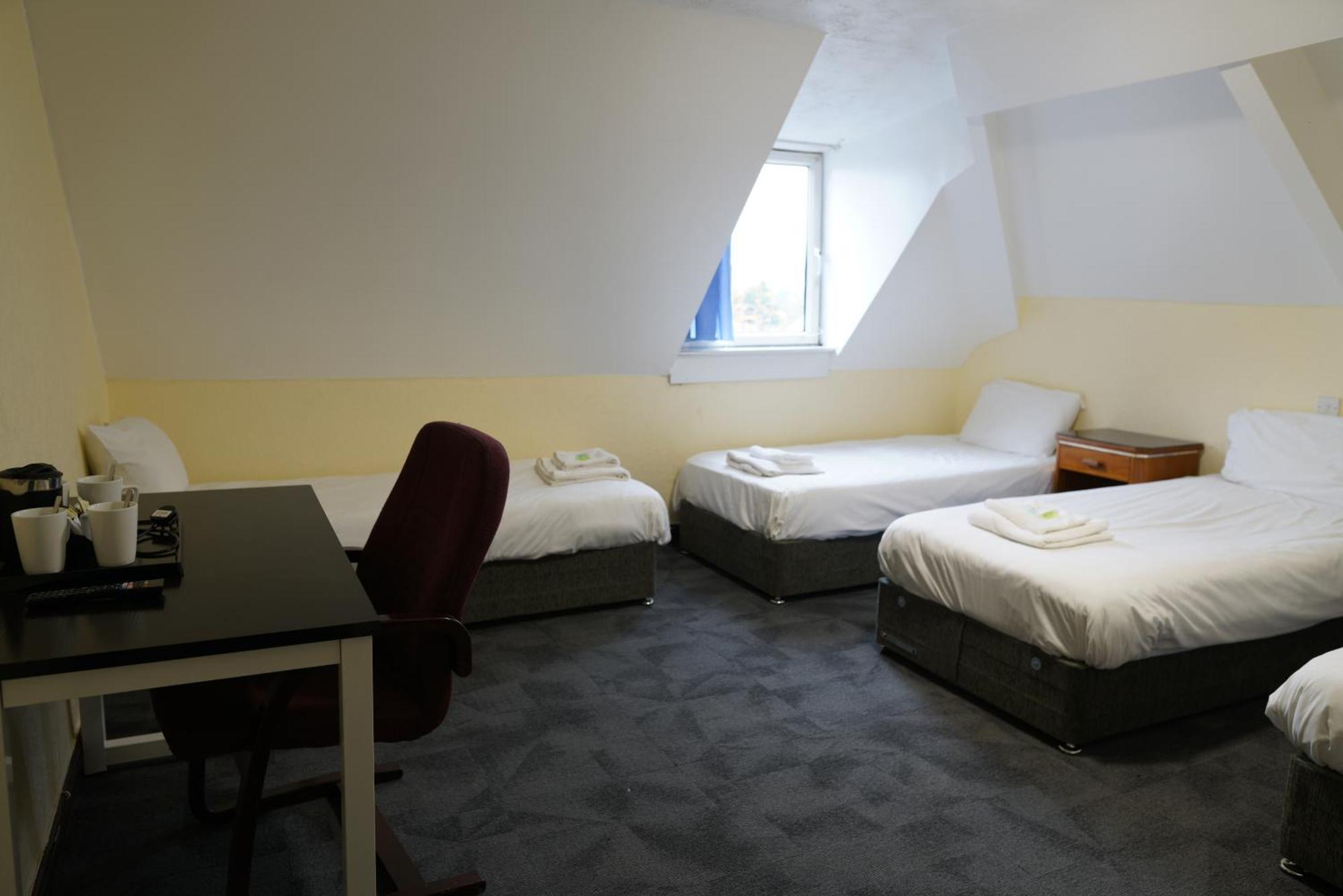 Royal Hotel קטרינג מראה חיצוני תמונה