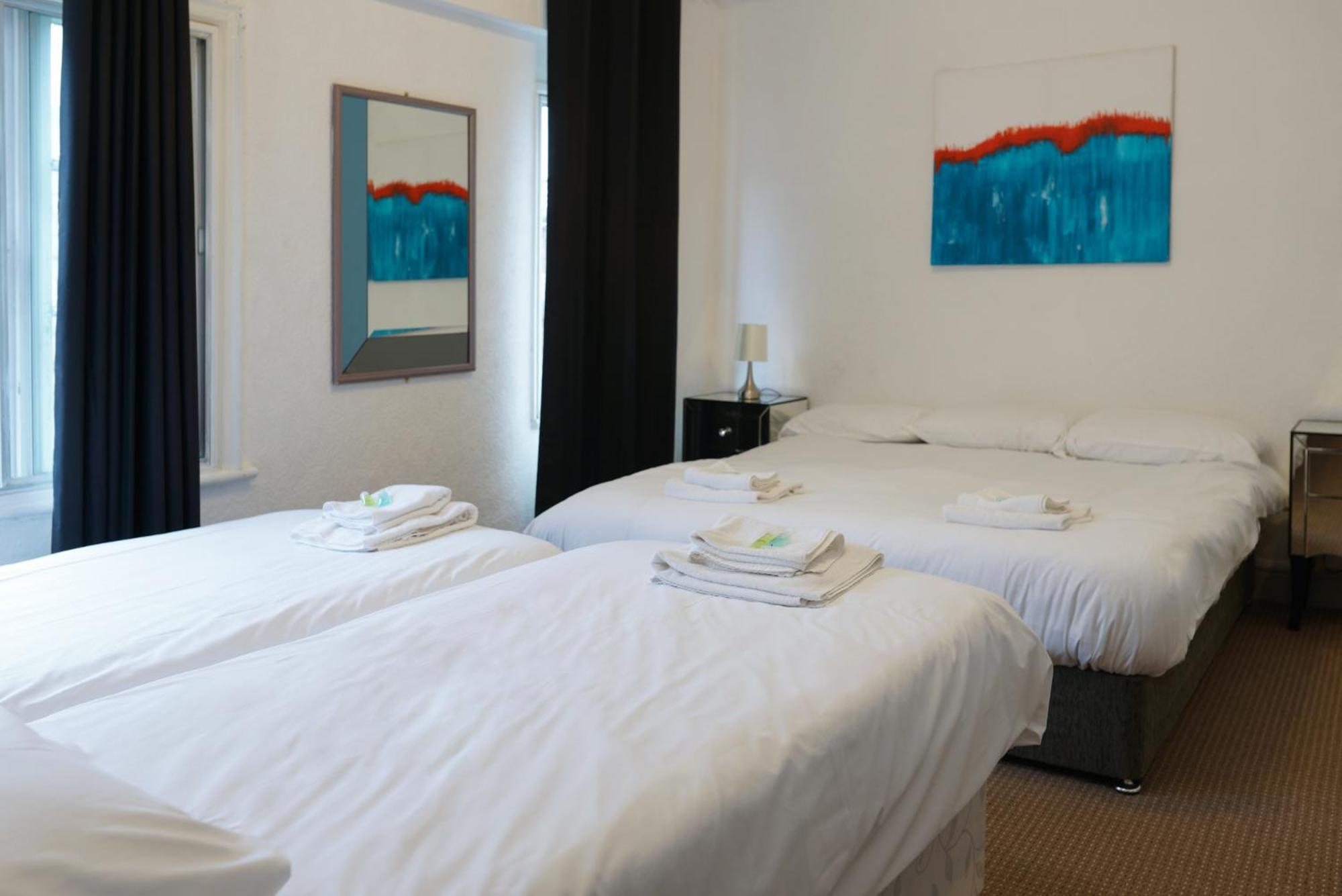 Royal Hotel קטרינג מראה חיצוני תמונה