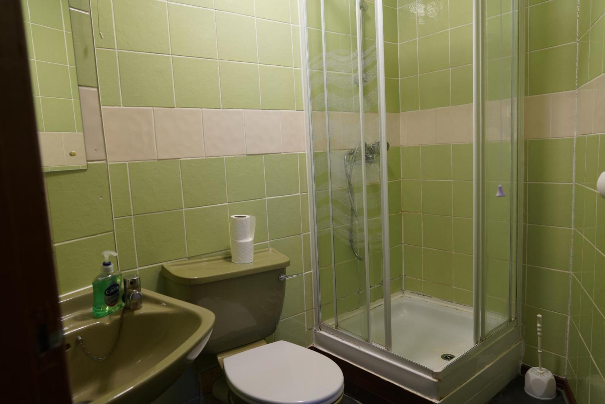 Royal Hotel קטרינג מראה חיצוני תמונה